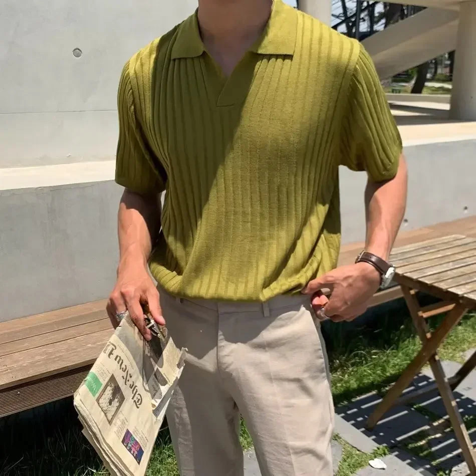 Trendikäs neulottu poolopaita korealainen tyyli