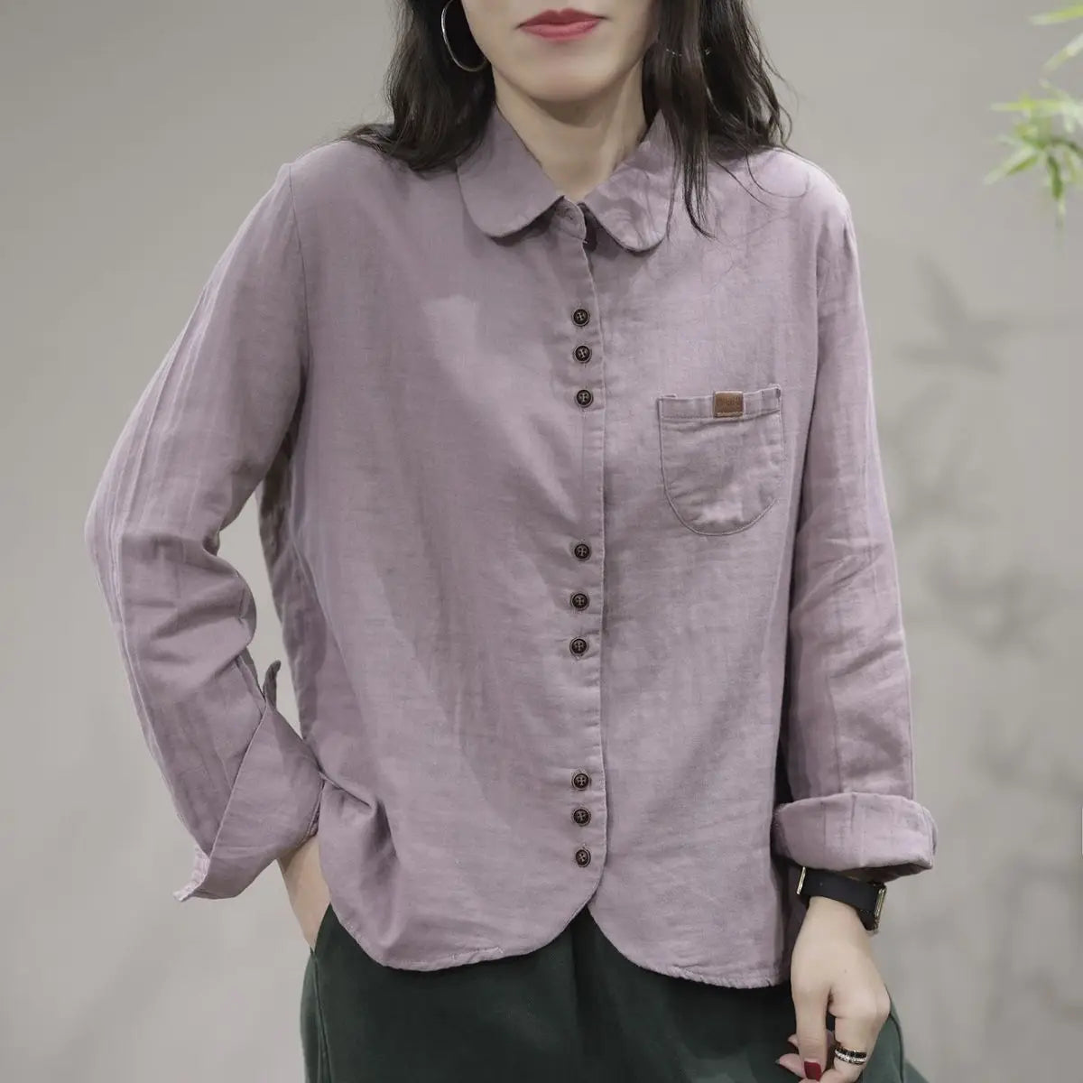 Naisten muodikas puuvillainen T-paita