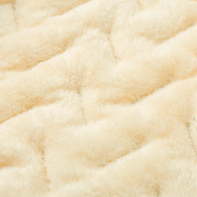 Miesten lämmin ja lyhyt sporttinen talvitakki